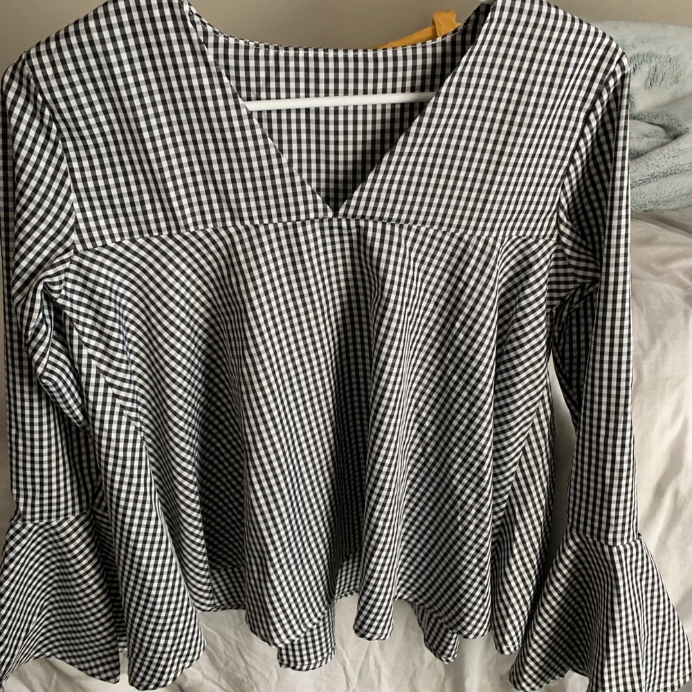 Gingham Bell Sleeve Top
